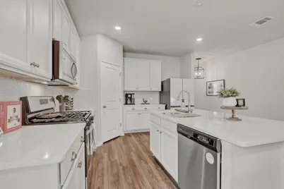 17701 Owl Tree Road, Manor, TX 78653 - Photo 11