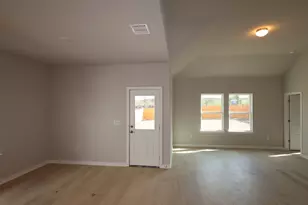 4701 Lava Is Dr, Austin, TX 78747 - Photo 5