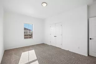 920 Indian Hawthorne Dr, Georgetown, TX 78628 - Photo 19