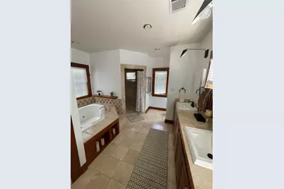 1000 E 8th Street, Austin, TX 78702 - Photo 5