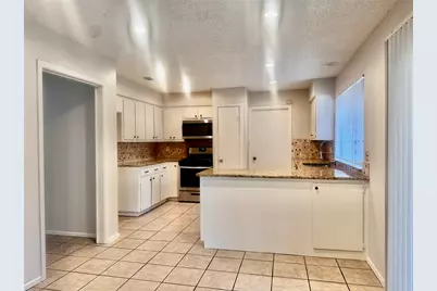12001 Ladrido Lane, Austin, TX 78727 - Photo 11