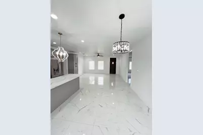 614 S Middle Street, Flatonia, TX 78941 - Photo 9