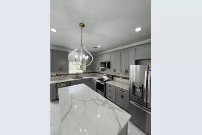 614 S Middle Street, Flatonia, TX 78941 - Photo 13