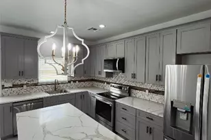 614 S Middle St, Flatonia, TX 78941 - Photo 13