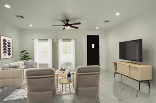 614 S Middle St, Flatonia, TX 78941 - Photo 5