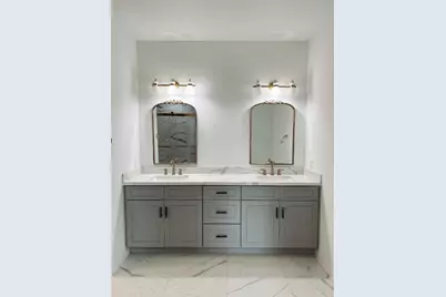 614 S Middle Street, Flatonia, TX 78941 - Photo 35