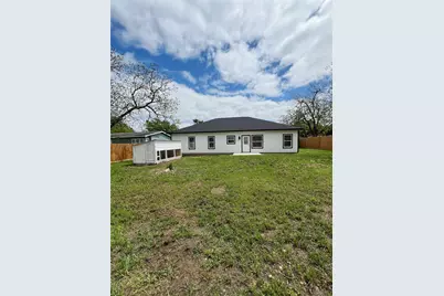 614 S Middle Street, Flatonia, TX 78941 - Photo 39