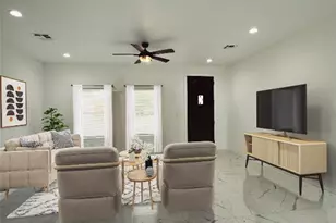 614 S Middle St, Flatonia, TX 78941 - Photo 5