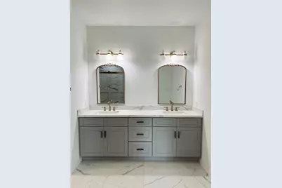 614 S Middle Street, Flatonia, TX 78941 - Photo 35