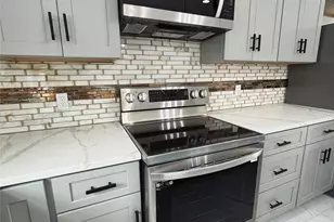 614 S Middle St, Flatonia, TX 78941 - Photo 15