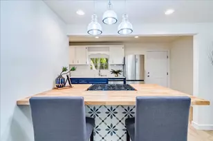 1120 Spur St, Austin, TX 78721 - Photo 3