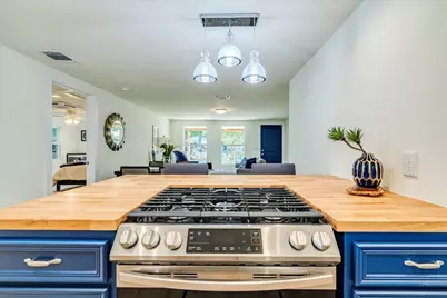 1120 Spur Street, Austin, TX 78721 - Photo 9