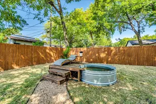 1120 Spur St, Austin, TX 78721 - Photo 23