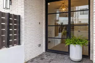 800 Emilia Ct, Austin, TX 78746 - Photo 3