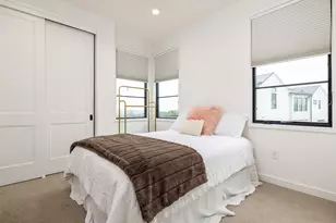 800 Emilia Ct, Austin, TX 78746 - Photo 13