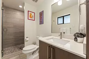 1706 Canterbury St, Austin, TX 78702 - Photo 21