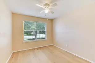 318 Phillips St, Hutto, TX 78634 - Photo 17