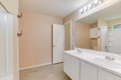 318 Phillips Street, Hutto, TX 78634 - Photo 13