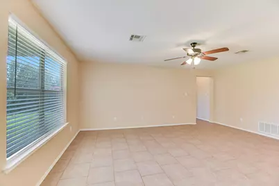 318 Phillips Street, Hutto, TX 78634 - Photo 7