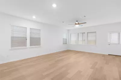 25521 Flora Bella Lane, Elgin, TX 78621 - Photo 7