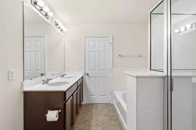 127 Russet Trail, Georgetown, TX 78628 - Photo 19