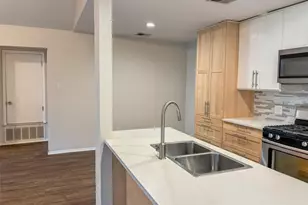 7006 Ivory Key Ct, Austin, TX 78745 - Photo 7