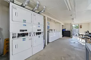 1111 W 10th St, Austin, TX 78703 - Photo 19