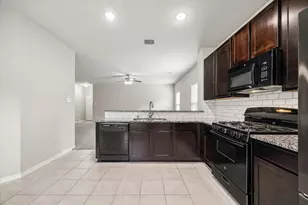 4907 Fairwater Ct, Richmond, TX 77469 - Photo 9