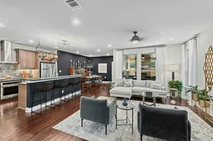 549 Clubhouse Dr, Georgetown, TX 78628 - Photo 5