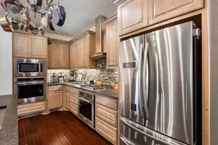 549 Clubhouse Dr, Georgetown, TX 78628 - Photo 11