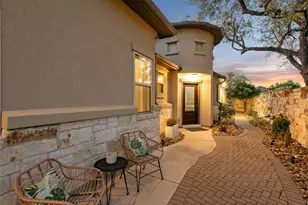 549 Clubhouse Dr, Georgetown, TX 78628 - Photo 5