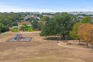 549 Clubhouse Dr, Georgetown, TX 78628 - Photo 35