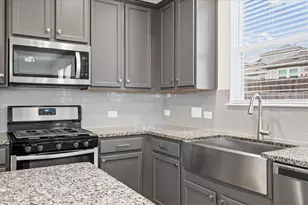 6313 Mary Lewis Dr, Austin, TX 78747 - Photo 7