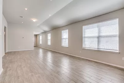 2800 Joe Dimaggio Boulevard #65, Round Rock, TX 78665 - Photo 3