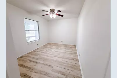5810 Vasey Boulevard, Austin, TX 78724 - Photo 9
