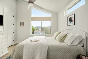 1416 W 51st St, Austin, TX 78756 - Photo 31