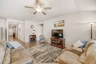10505 Mager Lane, Hutto, TX 78634 - Photo 3