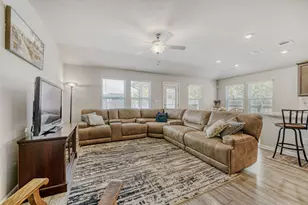 10505 Mager Ln, Hutto, TX 78634 - Photo 7