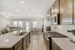 10505 Mager Ln, Hutto, TX 78634 - Photo 13