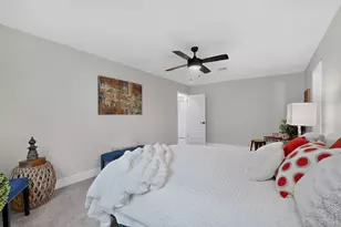 13172 Mill Stone Dr, Austin, TX 78729 - Photo 17