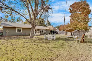 2108 Wooten Dr, Austin, TX 78757 - Photo 13