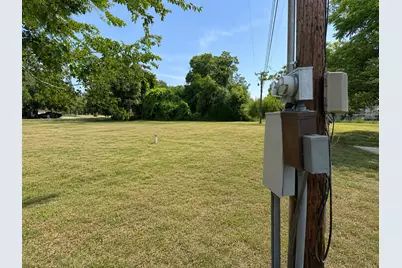 105 Navasota Lane, Seguin, TX 78155 - Photo 5