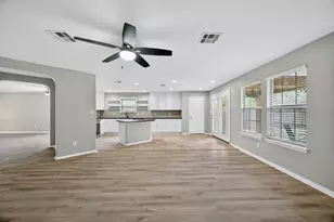 242 Wildwood Dr, Georgetown, TX 78633 - Photo 15