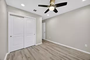 242 Wildwood Dr, Georgetown, TX 78633 - Photo 29