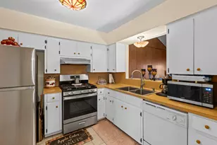 716 Buckingham Pl, Austin, TX 78745 - Photo 23