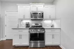 13800 Lyndhurst St, Austin, TX 78717 - Photo 11