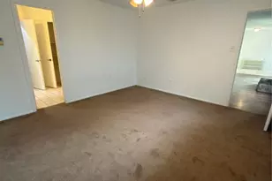 5601 Porsche Ln, Austin, TX 78749 - Photo 9