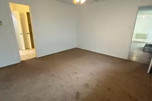 5601 Porsche Ln, Austin, TX 78749 - Photo 9