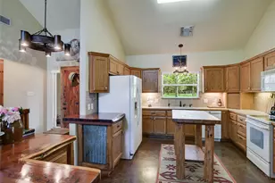 762 Karisch Rd, Giddings, TX 78942 - Photo 11