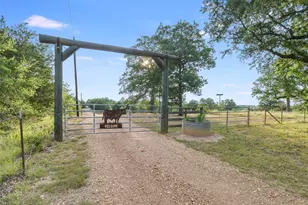 762 Karisch Rd, Giddings, TX 78942 - Photo 5